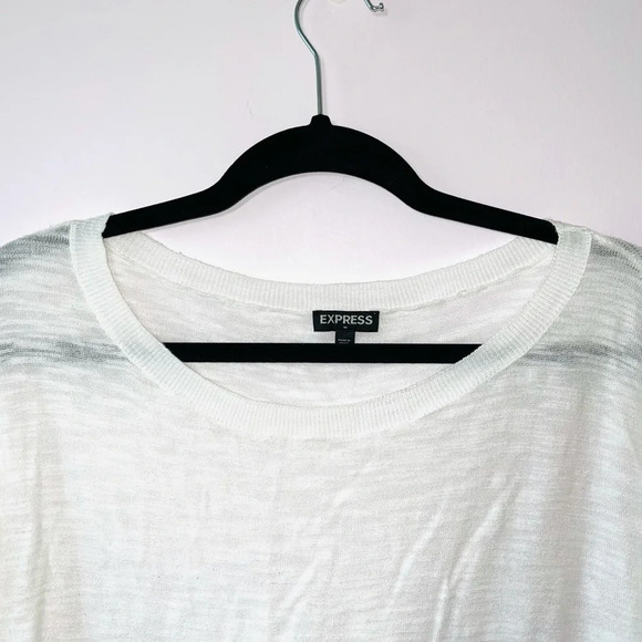 Express White Semi-Sheer 3/4 Tabbed Sleeve Round Hem Crewneck Top Small Women’s - Picture 2 of 11